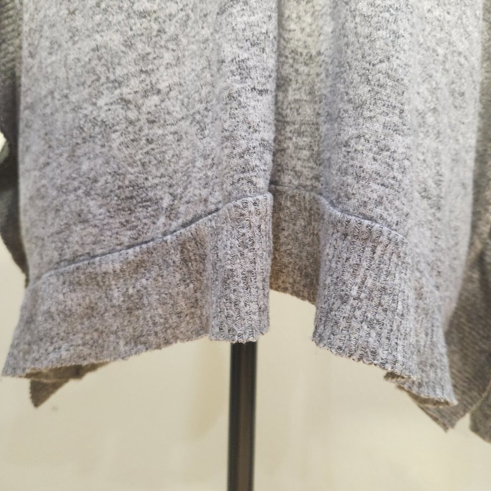 NWOT Postmark by Anthropologie Gray Lassen Cowl Neck Sweater - Picture 9 of 9